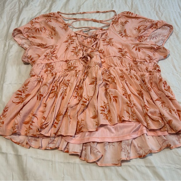 torrid Pink Floral Peplum Blouse with Rust Accents - Picture 7 of 9